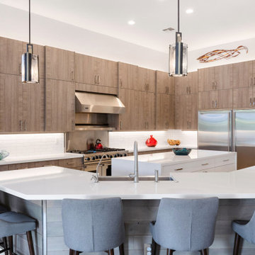 Spacious Modern Kitchen