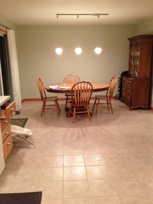 Rug Under Kitchen Table, What Type Of Rug For Under Kitchen Table