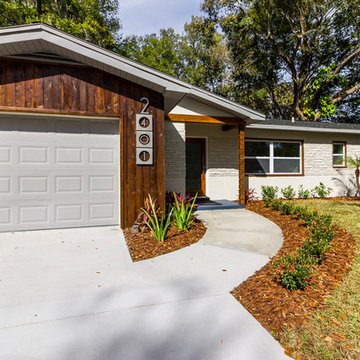 Mid Century Lake House Albert Lee