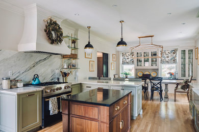 Kitchen - traditional kitchen idea in DC Metro