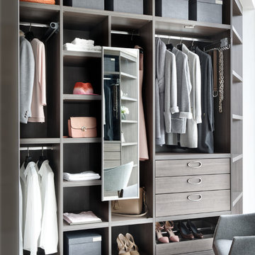 Anthracite Walk In Wardrobe with Pull Out Pivoting Mirror
