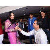Divya Dhingras foto