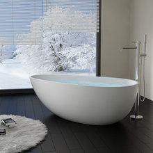 Master bathtub