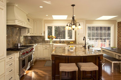 Elegant kitchen photo in DC Metro