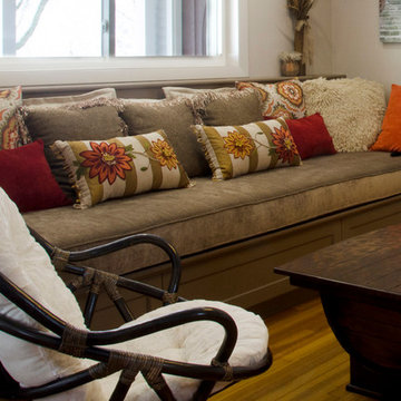 Wine Bar and Sitting Room