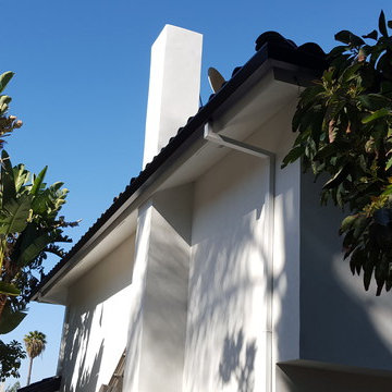 Huntington Beach California, White Fascia Wrap, Black 6 inch Angle Face Gutters