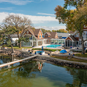 Lake Front Oasis