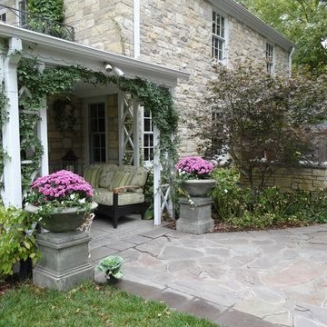 An Entertaining Garden