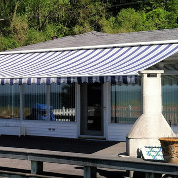 Retractable patio awnings