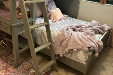 Inspiration for a modern bedroom remodel