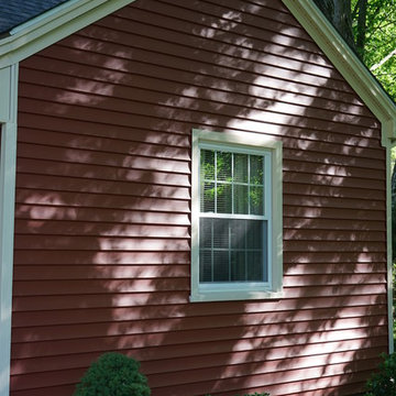 Royal Woodland Rustic Red Siding installed by Sidetex in Mount Carmel, Hamden CT
