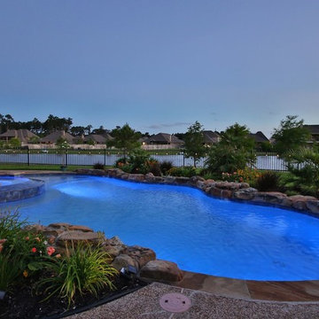 Bilow- Luxury Backyard Pool Lighting
