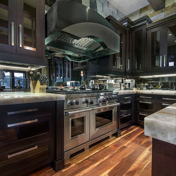 Luxurious Residence - Kitchen