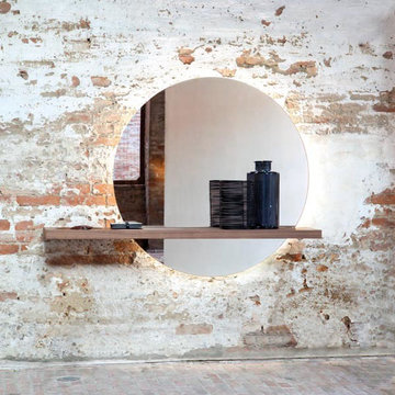 Sunset Mirror, Tonin Casa