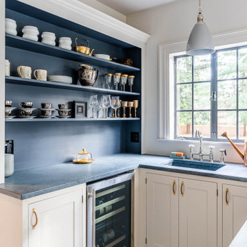 Modern Farmhouse Wet Bar