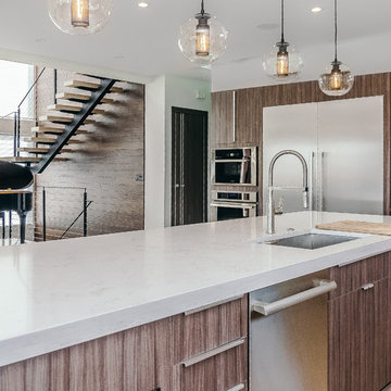 Modern Kitchen in Piper door style with Kona finish