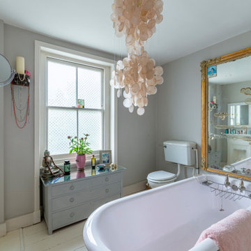 Shabby House for Airbnb Listing