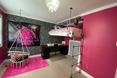 Minimalist bedroom photo in Toronto