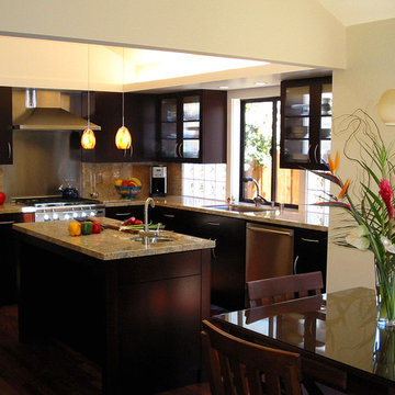 Martinez Kitchen