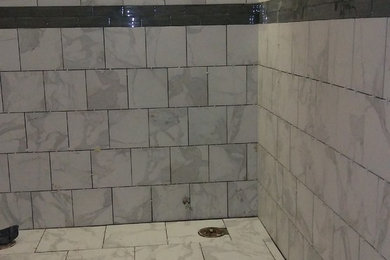 Example of a minimalist bathroom design in Atlanta