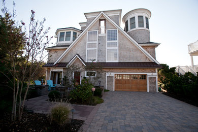 Inspiration for a timeless exterior home remodel in New York