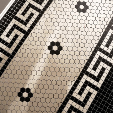 677 Jefferson Avenue **Brooklyn, US