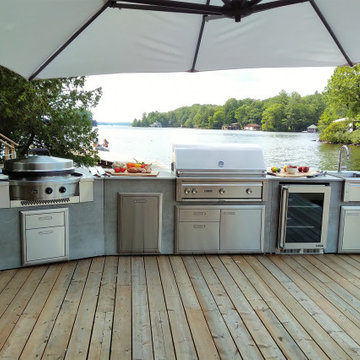 Outdoor Kitchen Featuring Evo Grill