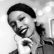 Jasmine Lowe's photo