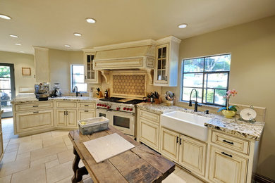 Kitchen - kitchen idea in San Francisco