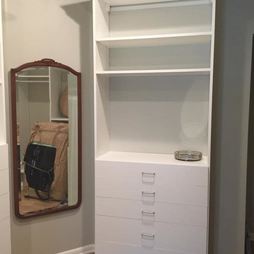 Walk-in Closet's