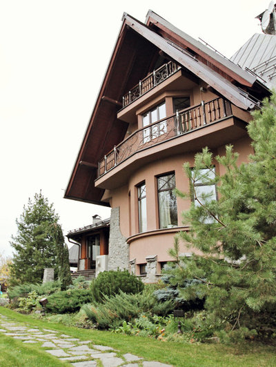 Классический Фасад дома by Zubkov"s brothers Architectural workshop
