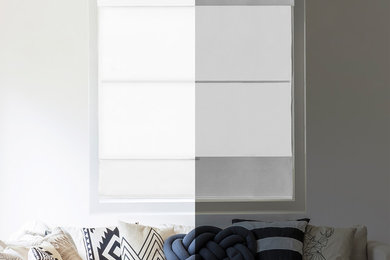 Minimalist living room photo in Los Angeles