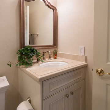 MAVERICK CIRCLE | 1st Floor Guest Bath