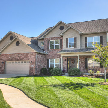 Craftman Style Huntington Chase Home