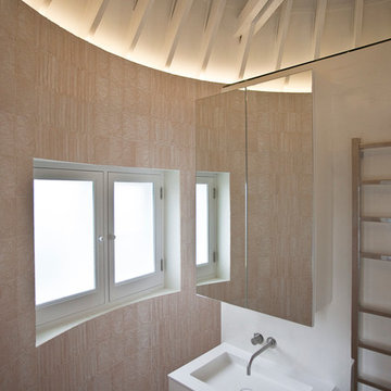 Airlie Gardens Apartment