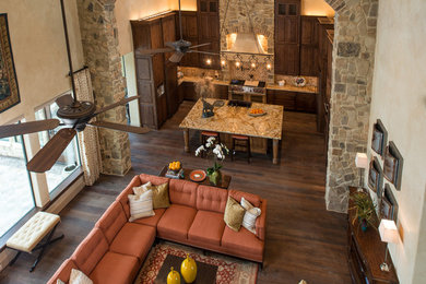 Tuscan kitchen photo in Houston