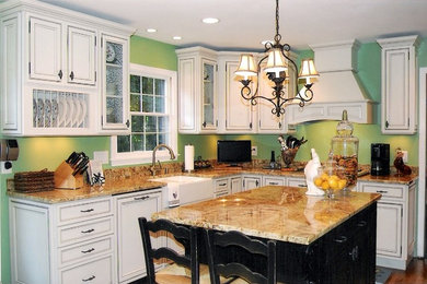 Example of a kitchen design in Indianapolis