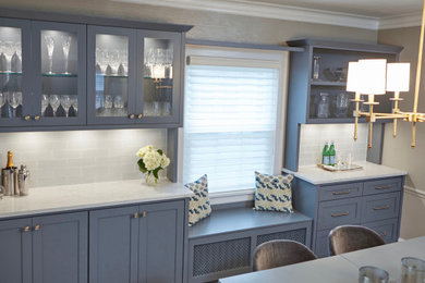 Example of a transitional dining room design in Chicago
