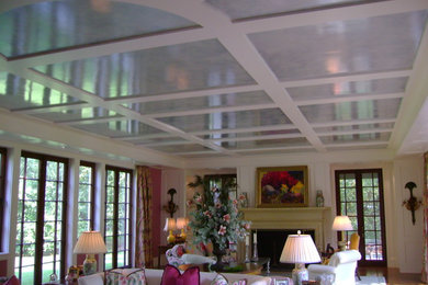 Example of an eclectic living room design in Boston