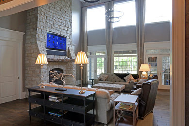 Family room - transitional family room idea in New York
