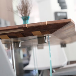 Boleform live-edge Walnut table with Maple inlay - Products