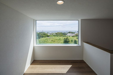 京都にあるモダンスタイルのおしゃれな住まいの写真