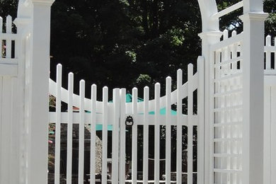 2012 Cedar Fence