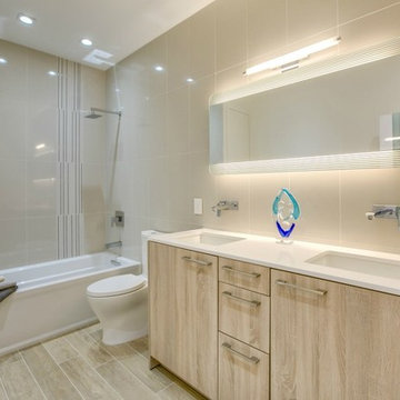 Stunning Modern and Sophisticated New Construction