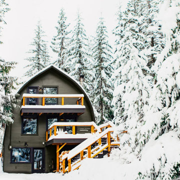 THE BOW ROOF CABIN