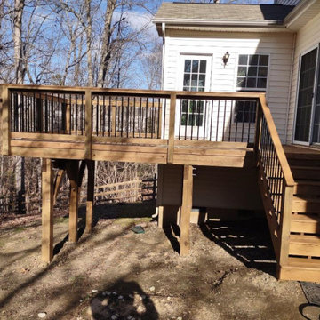 Custom Decks and Pergolas