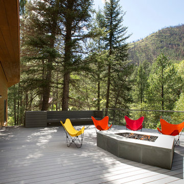 Tres Lagunas Cabin - Deck and Glass Panel Railing