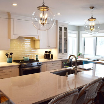 Transitional Kitchen in Ottawa, Ontario