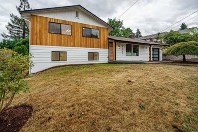 Exterior home photo in Portland