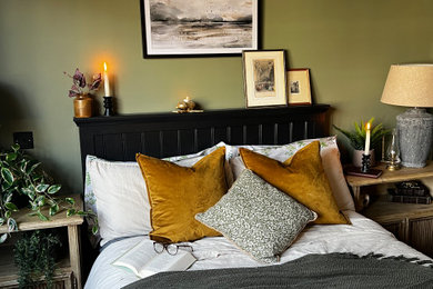 ハートフォードシャーにあるトラディショナルスタイルのおしゃれな寝室のレイアウト